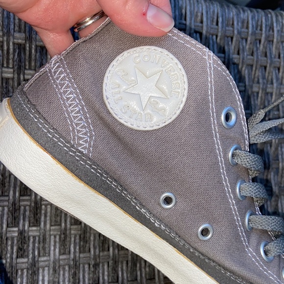 Rare converse all ⭐️ canvas toe w/suede detail size 6 women size 4 men gray EUC - Picture 6 of 7